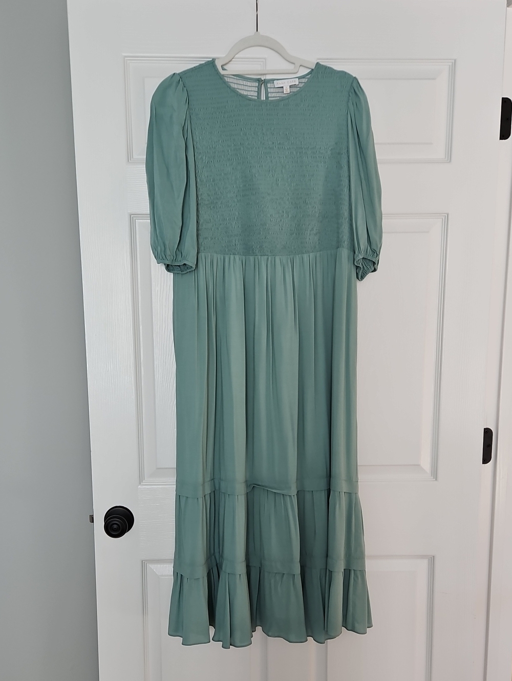 Women's Sage Green Tiered Midi Dress